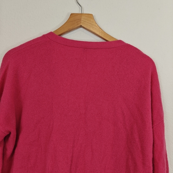 J. Mclaughlin Long Sleeve V-neck 100% Cashmere Button Up Cartigan Size Medium - Picture 13 of 13